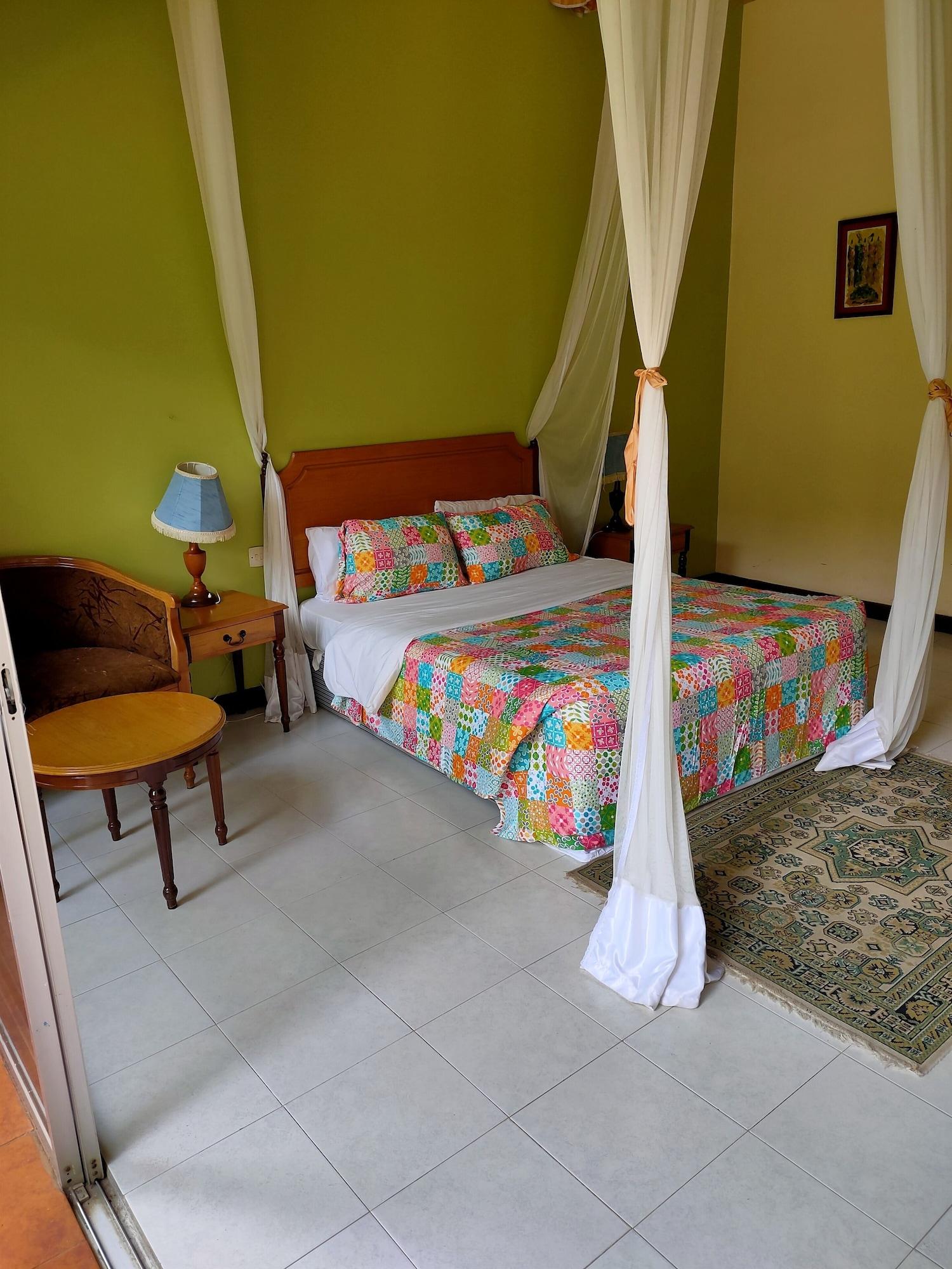 Equator Hotel 아루샤 외부 사진
